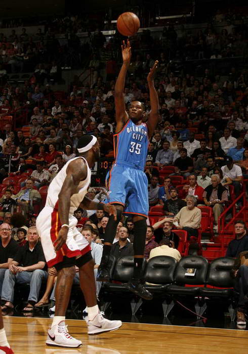 发球胜盘局 发球胜盘局